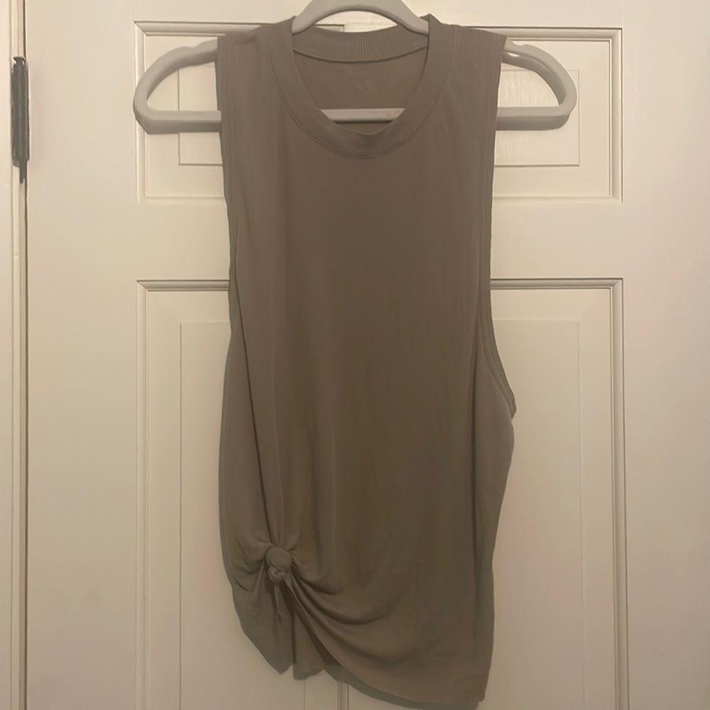 Alo Yoga ribbed Muscle Tee / Tank Top